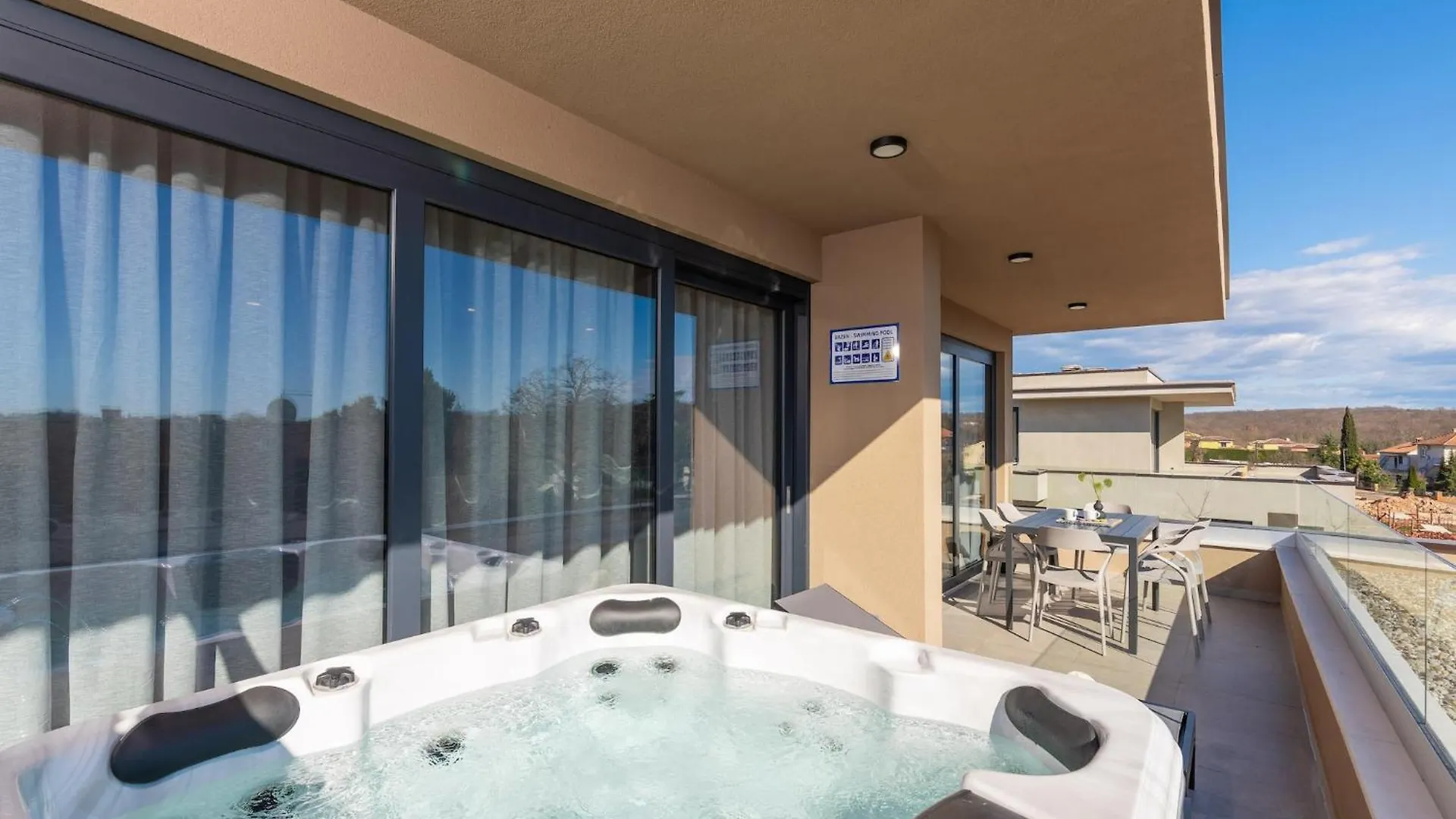 Villa Apartment With Private Swimming Pool Karigador